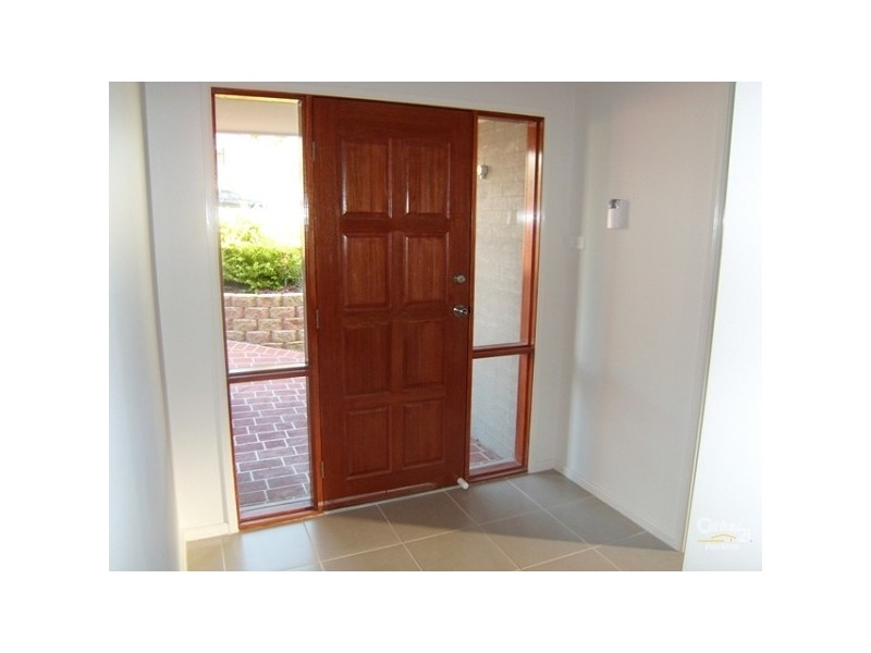 162 NorthLakes Dr, Cameron Park NSW 2285