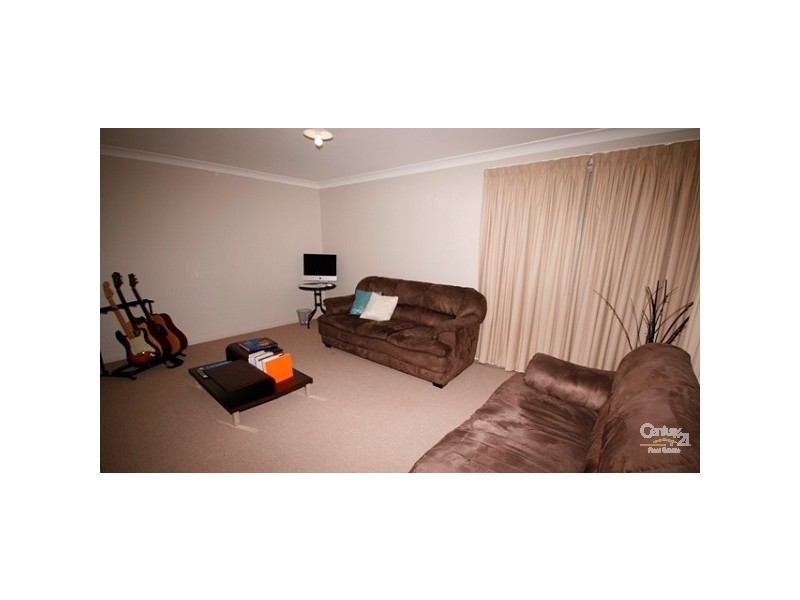 162 NorthLakes Dr, Cameron Park NSW 2285