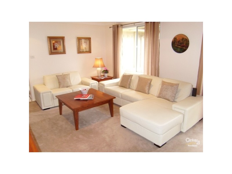 6 Hoya Close, Cameron Park NSW 2285