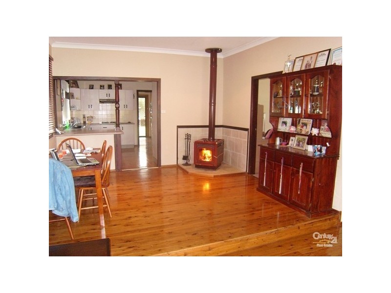 42 Charlton St, Barnsley NSW 2278
