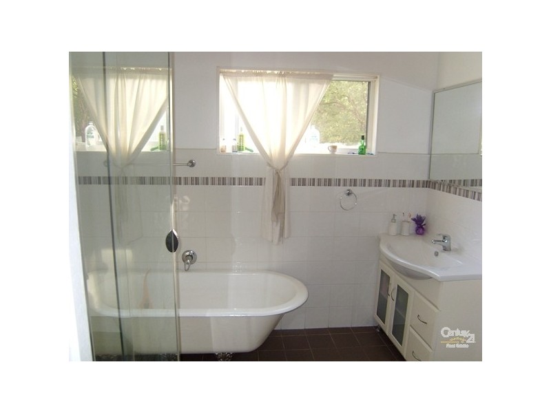42 Charlton St, Barnsley NSW 2278