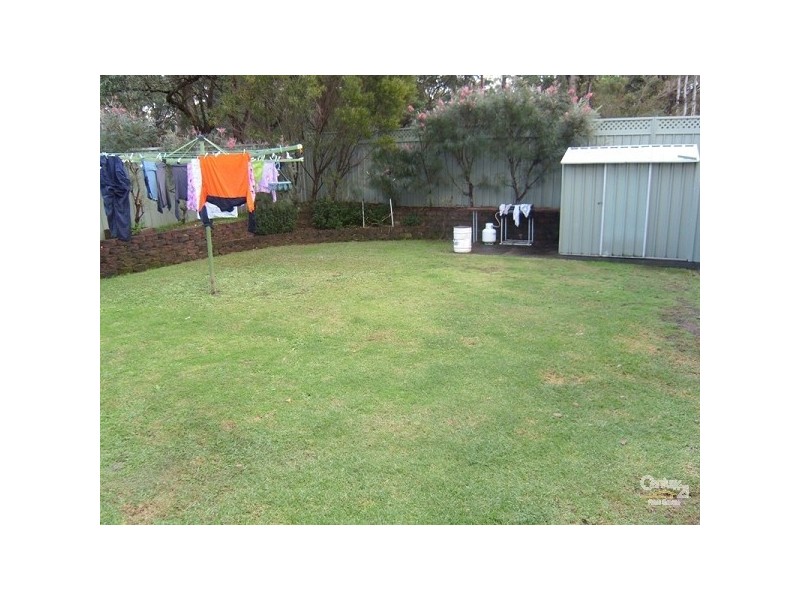 42 Charlton St, Barnsley NSW 2278