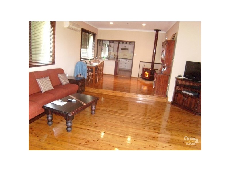 42 Charlton St, Barnsley NSW 2278