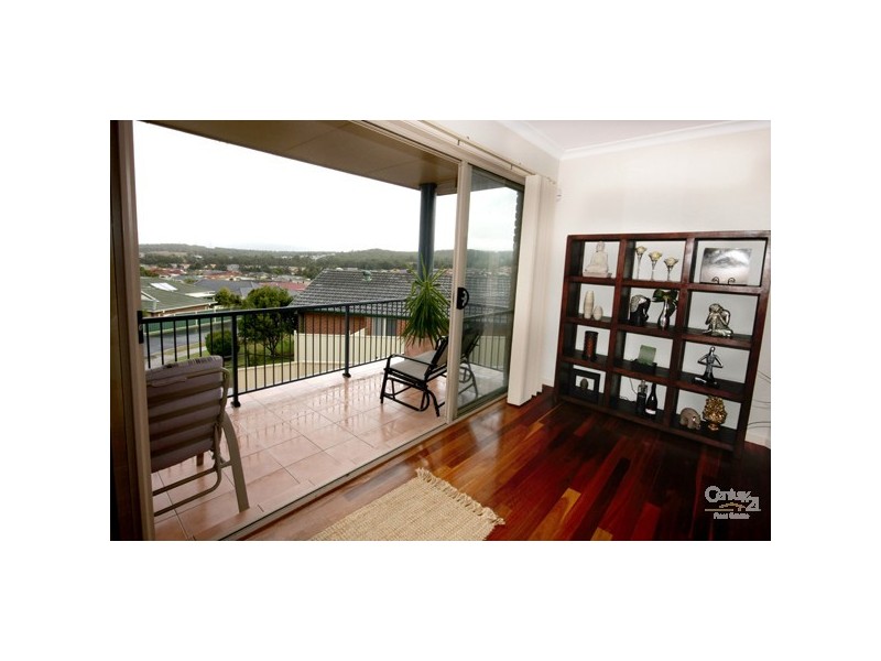 32 Toucan Close, Cameron Park NSW 2285