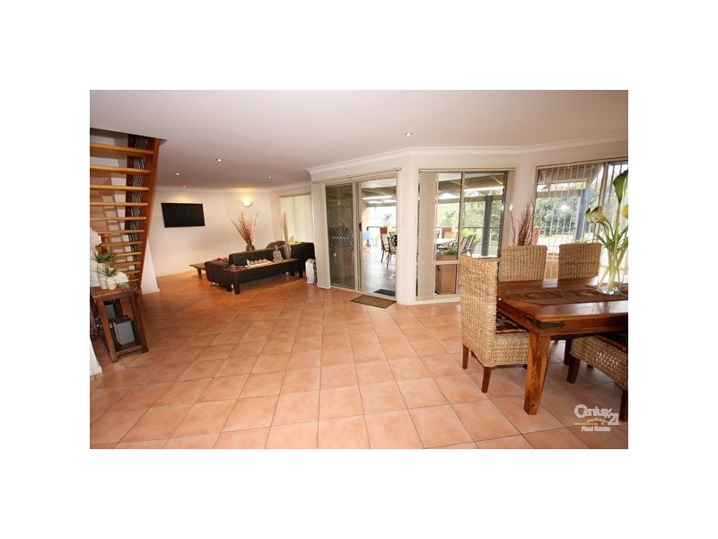 32 Toucan Close, Cameron Park NSW 2285