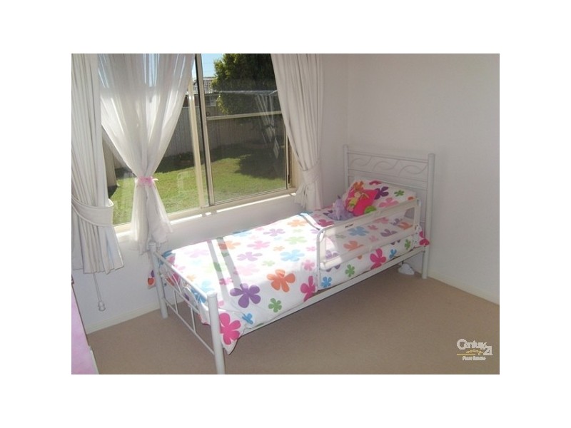 3 Rosa Close, Cameron Park NSW 2285