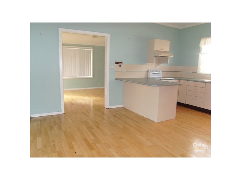 31 Platt St, Waratah NSW 2298