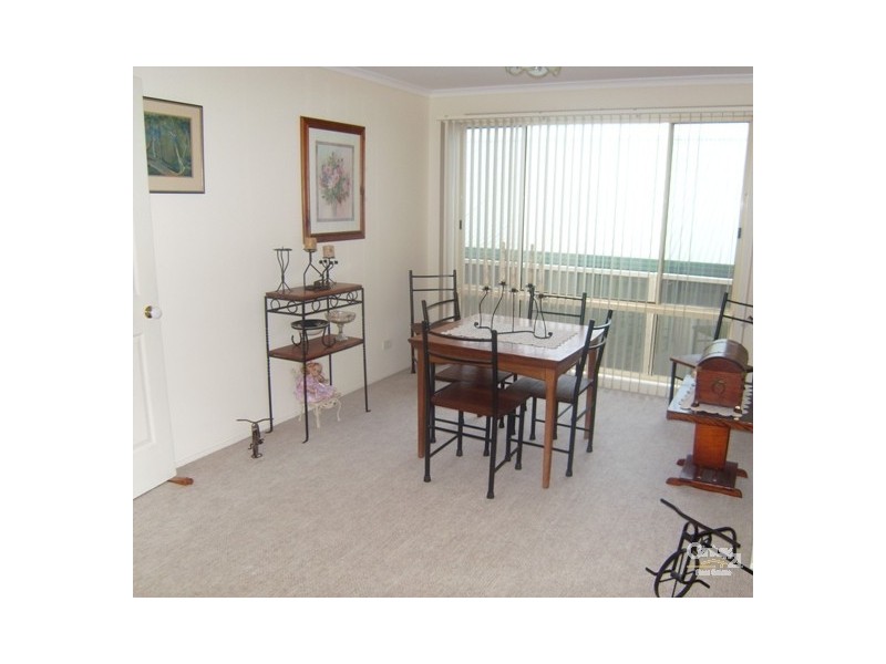 16 Fourth St, Seahampton NSW 2286