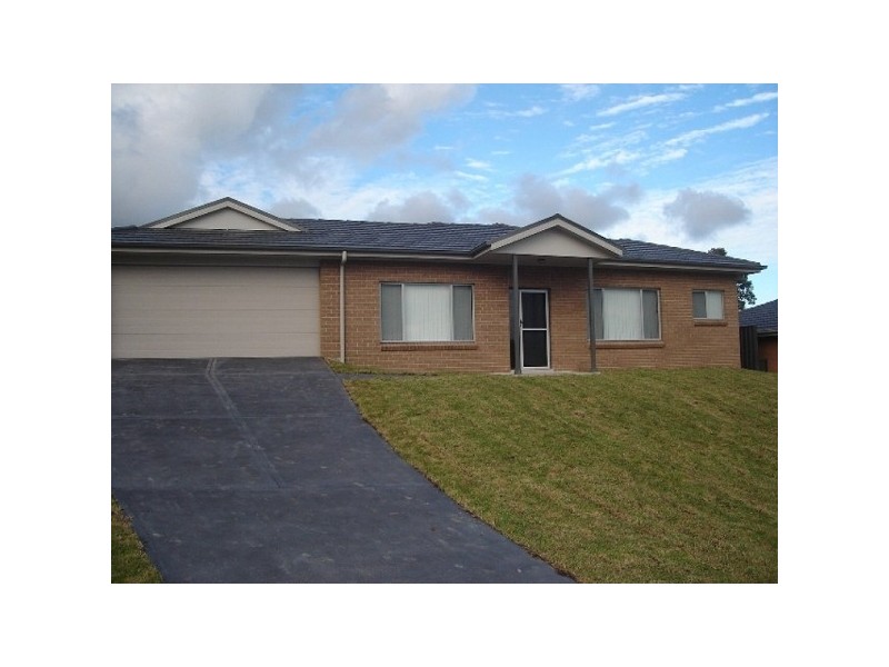 12 Talia Avenue, Cameron Park NSW 2285