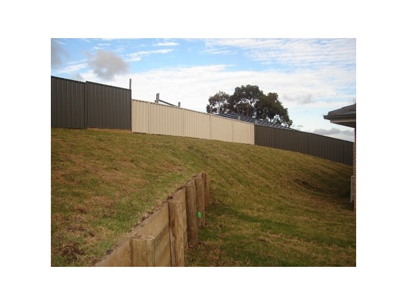 12 Talia Avenue, Cameron Park NSW 2285
