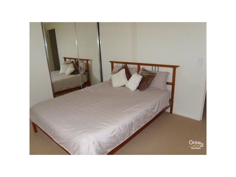 14 Canada Crescent, Cameron Park NSW 2285