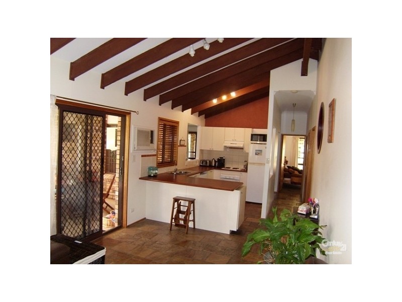 6 Geordie St, Killingworth NSW 2278