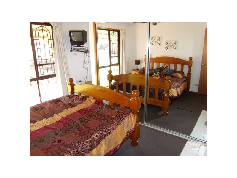 6 Geordie St, Killingworth NSW 2278