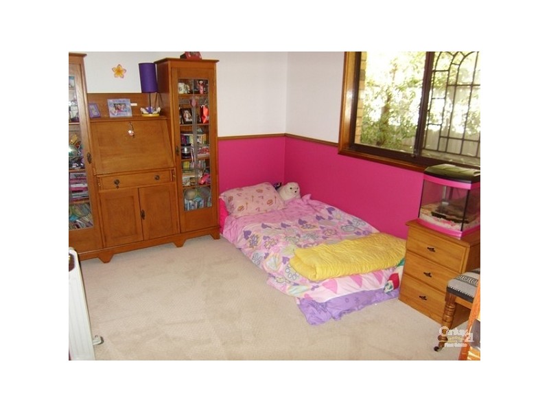 6 Geordie St, Killingworth NSW 2278