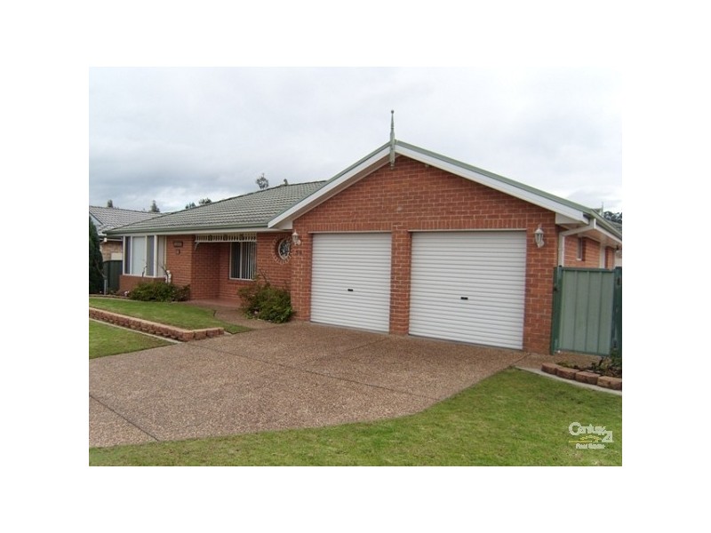 38 Flamingo Drive, Cameron Park NSW 2285