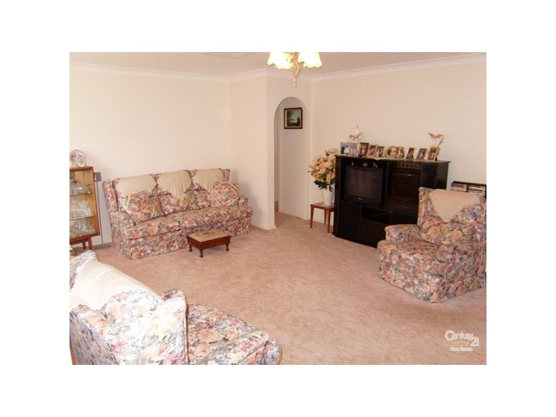 38 Flamingo Drive, Cameron Park NSW 2285