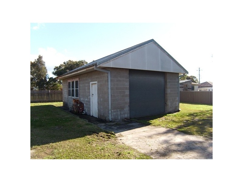 17 Marton Street, Shortland NSW 2307