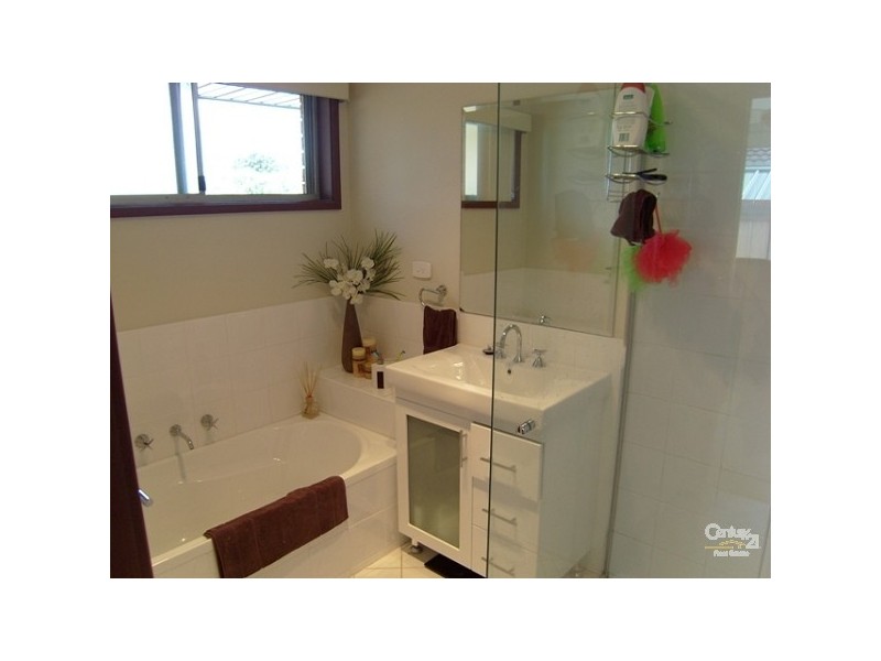 38 Maryland Drive, Maryland NSW 2287