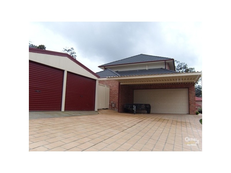 15 Ceylon Close, Cameron Park NSW 2285