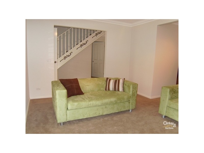 15 Ceylon Close, Cameron Park NSW 2285