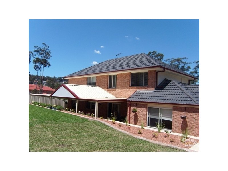 15 Ceylon Close, Cameron Park NSW 2285