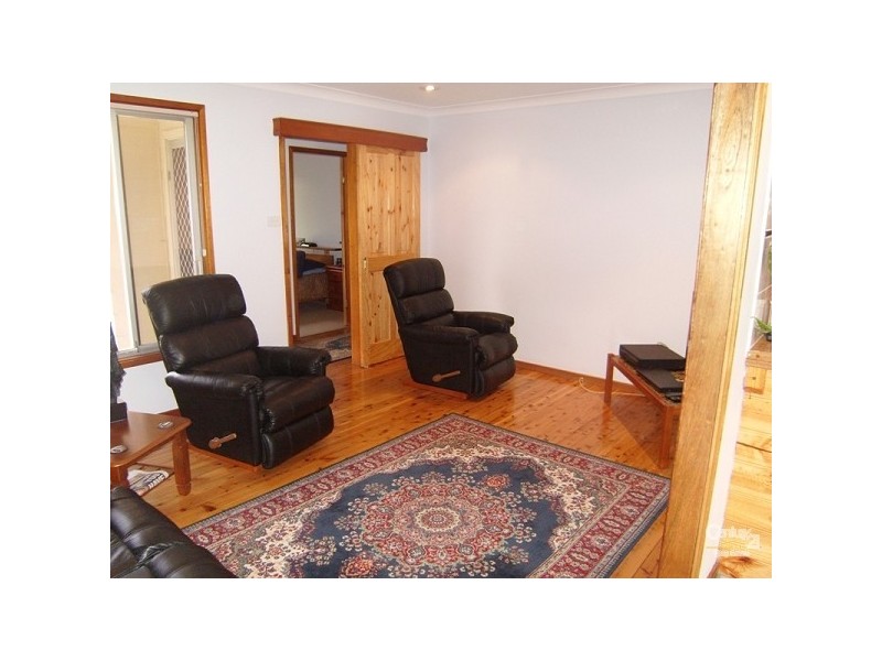 8 Mowbray Avenue, Edgeworth NSW 2285