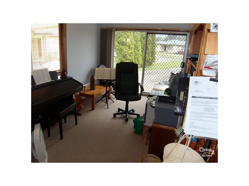 8 Mowbray Avenue, Edgeworth NSW 2285