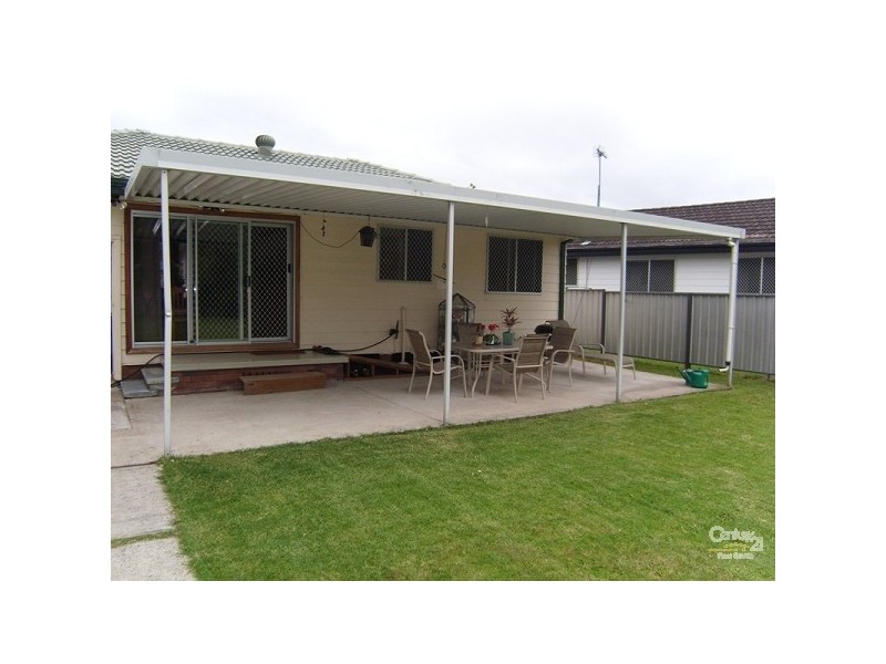 8 Mowbray Avenue, Edgeworth NSW 2285