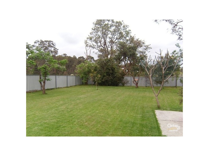 8 Mowbray Avenue, Edgeworth NSW 2285