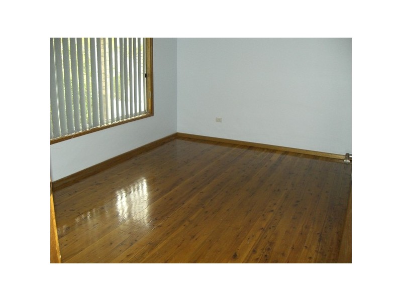 6 Tanunda Close, Holmesville NSW 2286