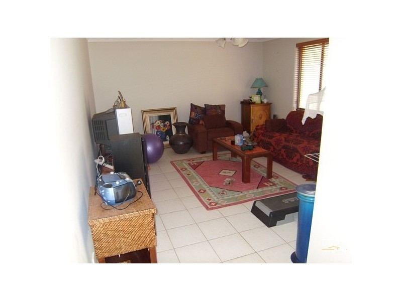 11 Janus Close, Cameron Park NSW 2285