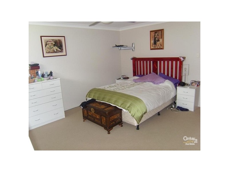 11 Janus Close, Cameron Park NSW 2285