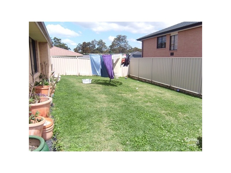 11 Janus Close, Cameron Park NSW 2285