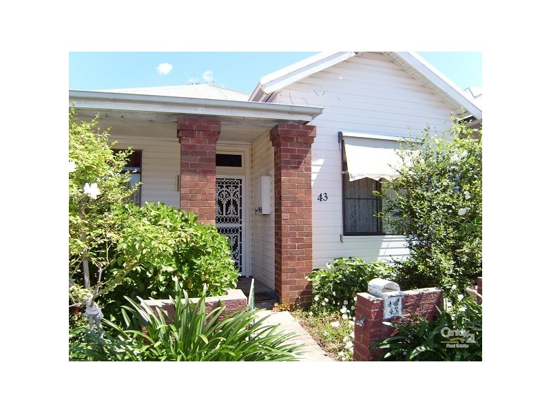 43 Robert Street, Wallsend NSW 2287