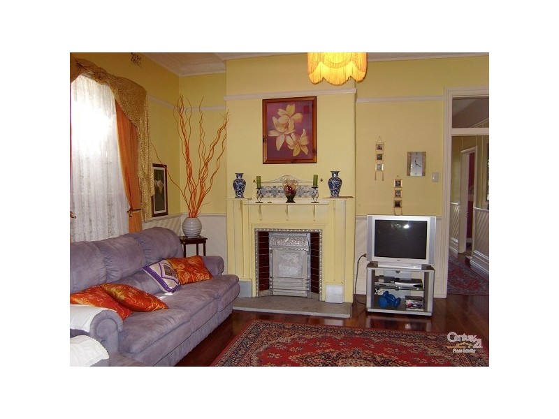 43 Robert Street, Wallsend NSW 2287