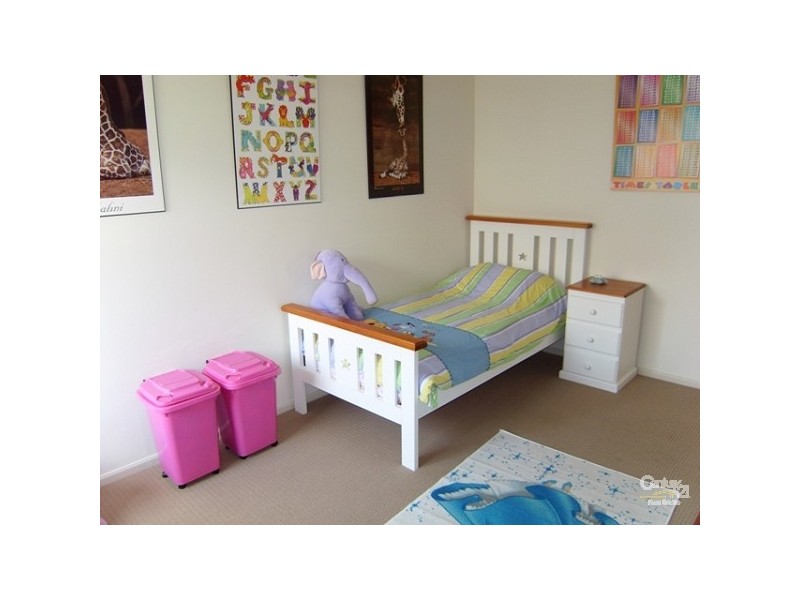 7 Eumina Street, Cameron Park NSW 2285