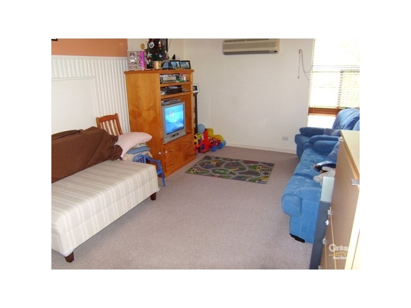 65 Clarence Street, Glendale NSW 2285