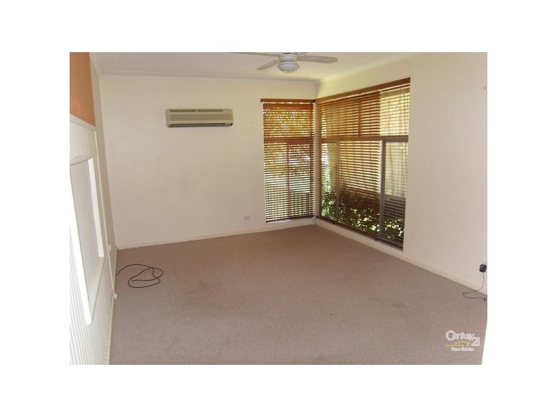 65 Clarence Street, Glendale NSW 2285
