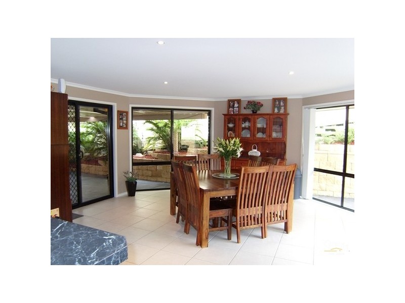 12 Hanover Road, Cameron Park NSW 2285