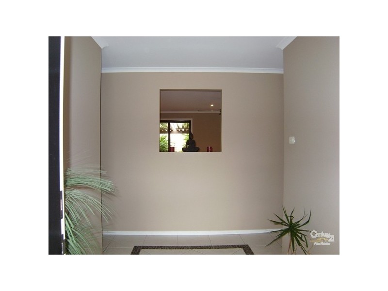 12 Hanover Road, Cameron Park NSW 2285