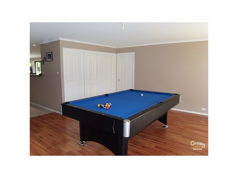 12 Hanover Road, Cameron Park NSW 2285