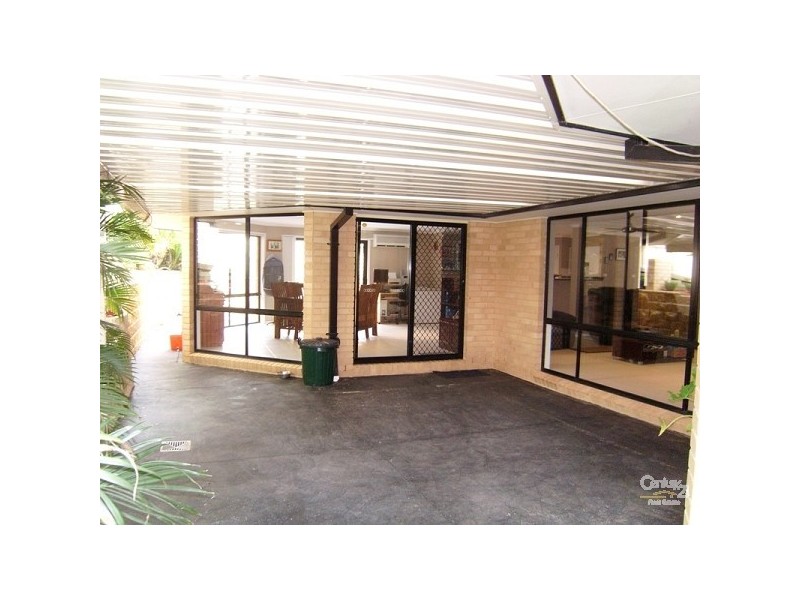 12 Hanover Road, Cameron Park NSW 2285