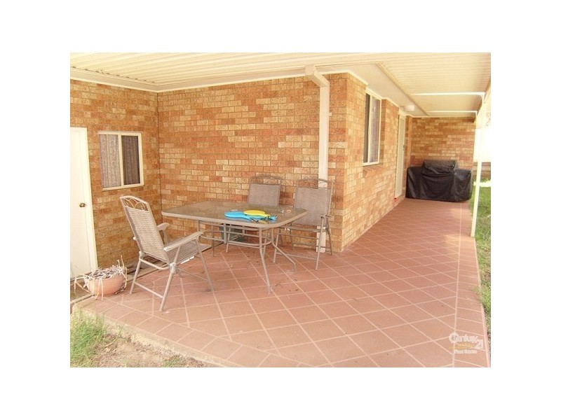 2b Pine Avenue, Cardiff South NSW 2285