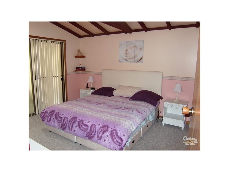 83 Seaham Street, Holmesville NSW 2286