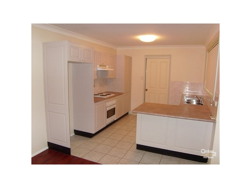 30 Grove Place, Cameron Park NSW 2285