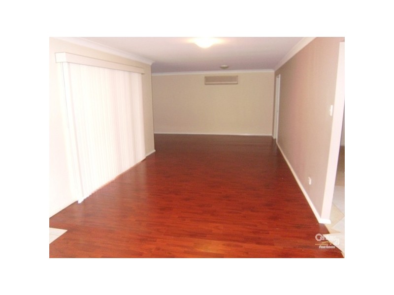 30 Grove Place, Cameron Park NSW 2285