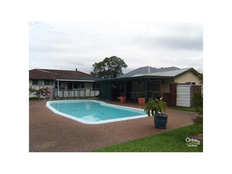 15 William Street, Holmesville NSW 2286