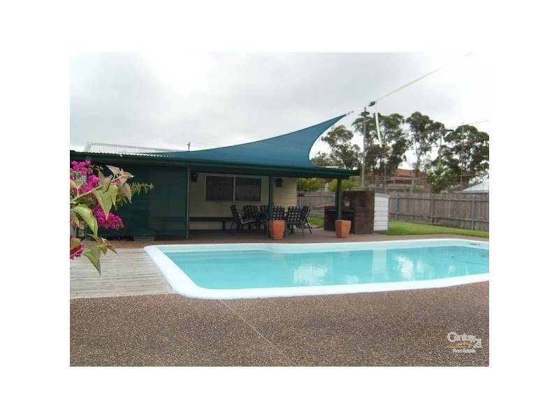 15 William Street, Holmesville NSW 2286