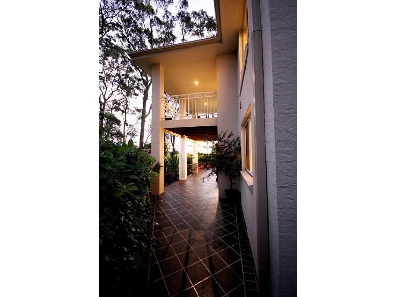 5 Hanover Road, Cameron Park NSW 2285