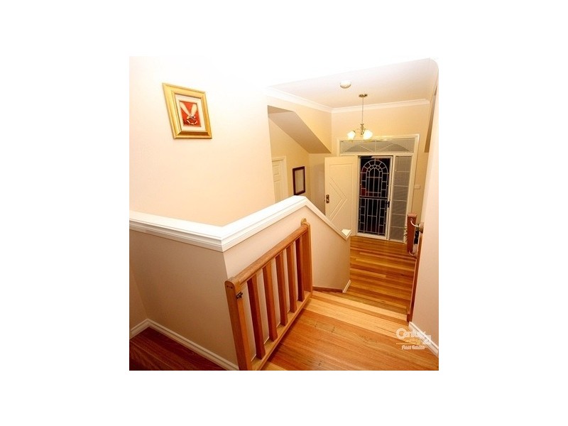 5 Hanover Road, Cameron Park NSW 2285